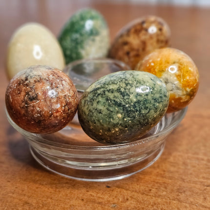 Set of 6 Vintage Alabaster Stone Eggs Made in Italy
