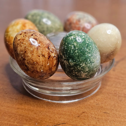 Set of 6 Vintage Alabaster Stone Eggs Made in Italy