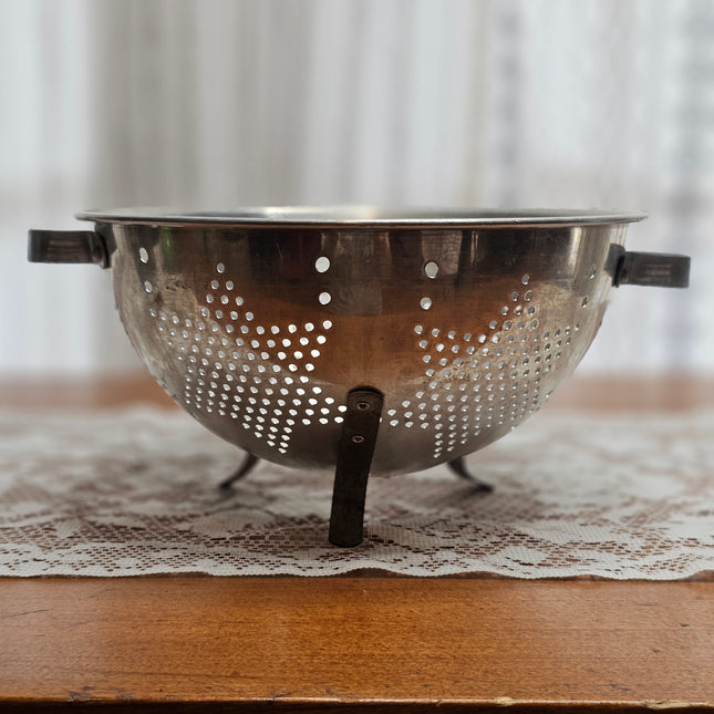 Vintage Aluminum Star Colander